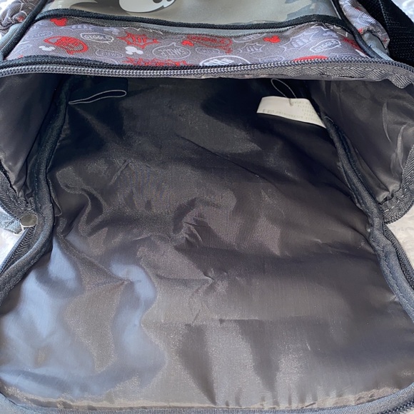 Mickey Mouse lunch bag with adjustable strap - Picture 4 of 7